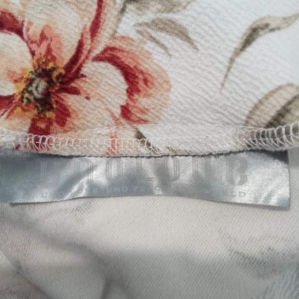 2-$10... Uno Love Floral Open-Front Women's Jacket Size M